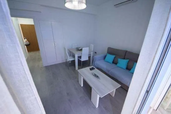 Paseo Maritimo Boliches.