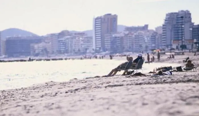 Paseo Maritimo Boliches. フエンヒロラ