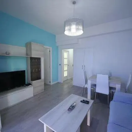 Daire Paseo Maritimo Boliches. *